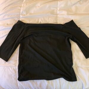 L cut straight across shirt with mid sleeves